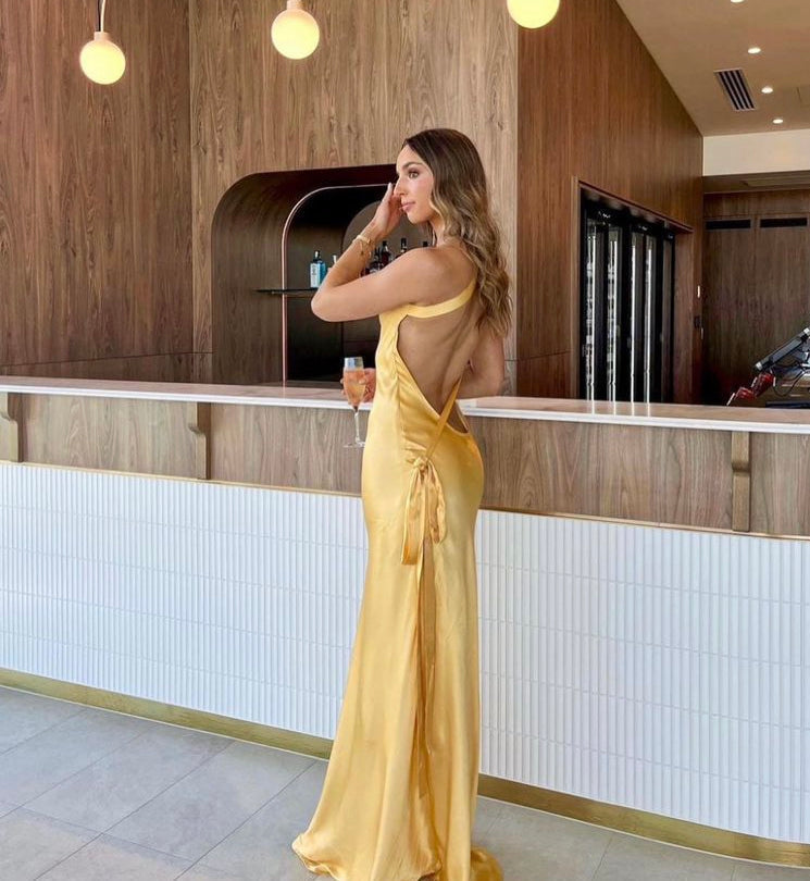 Xynara | Elegant Lace Up Off-Shoulder Dress