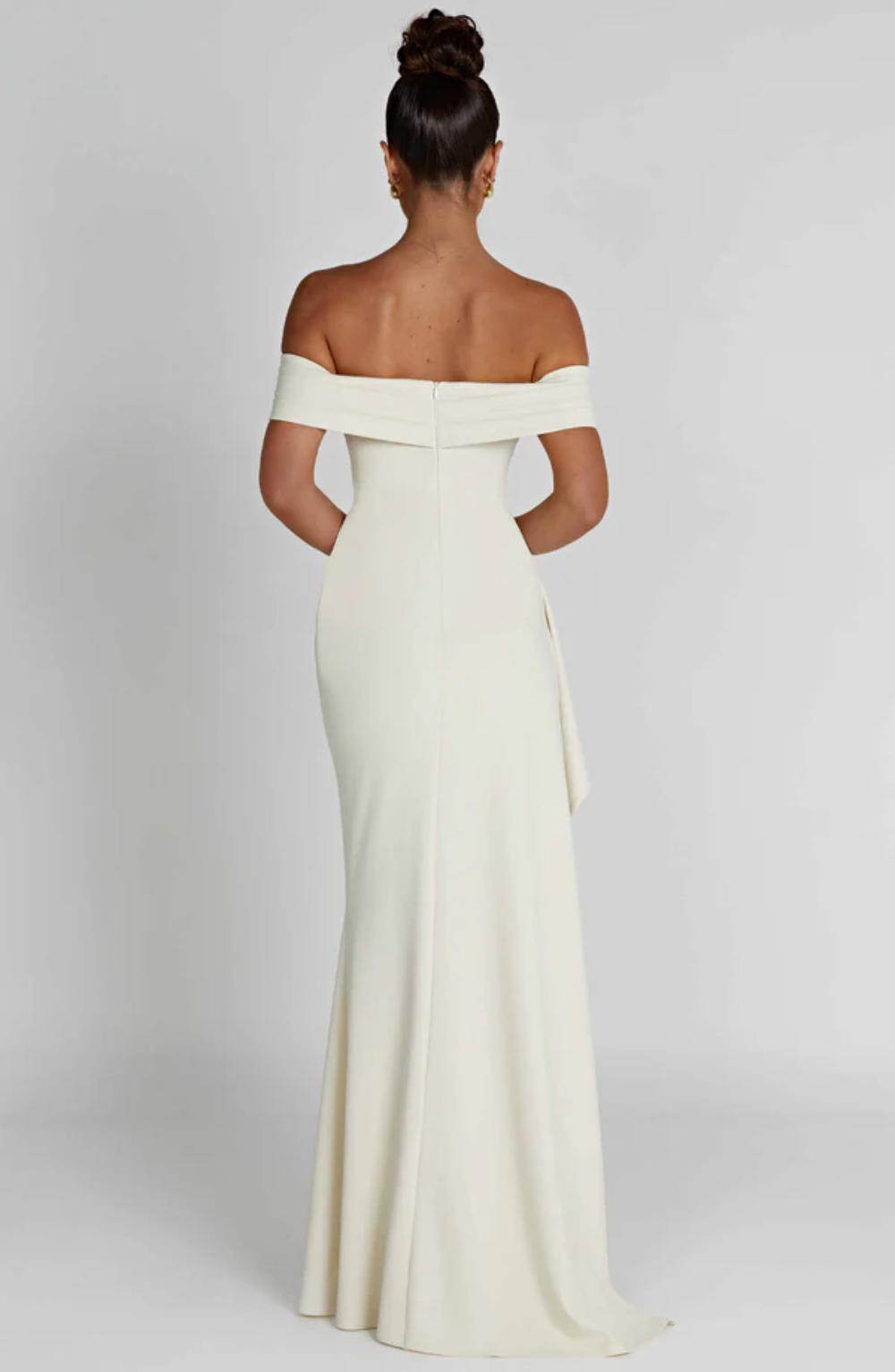 Valentisse | Off-shoulder silhouette