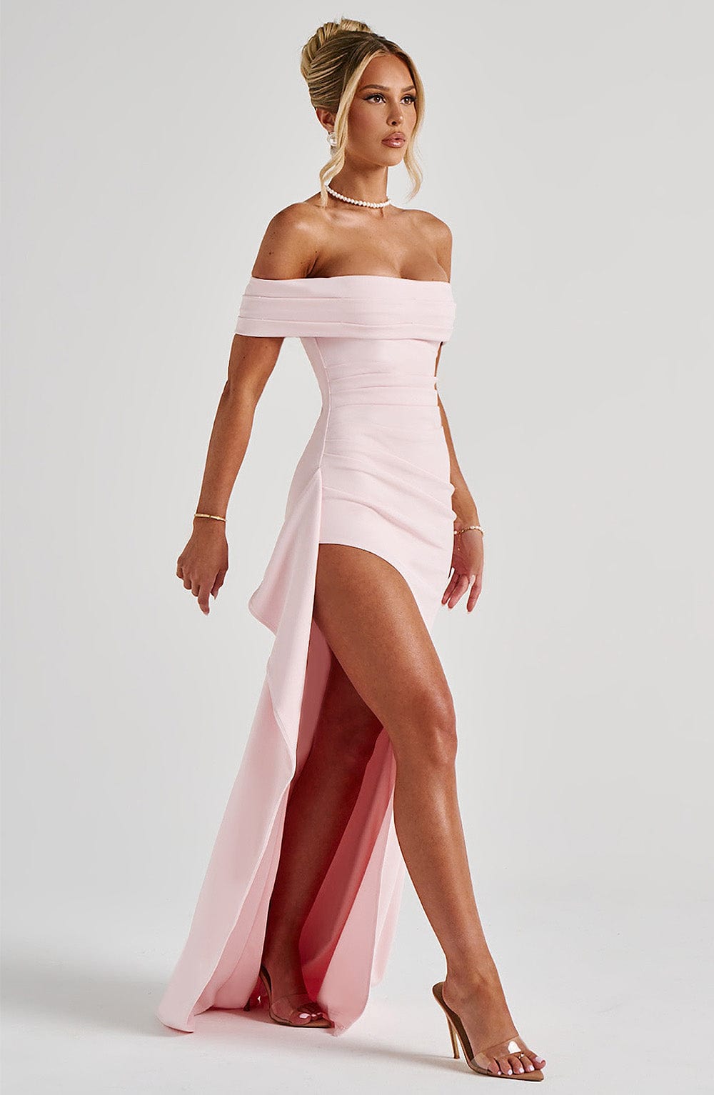 Valentisse | Off-shoulder silhouette